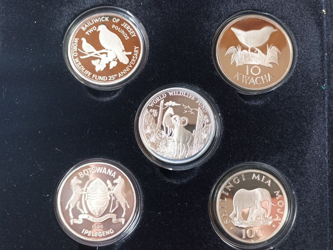 Колекція монет "25th Anniversary Coin Collection World Wildlife fund"