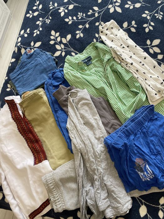 Віддам речі на хлопчика 6-9 років