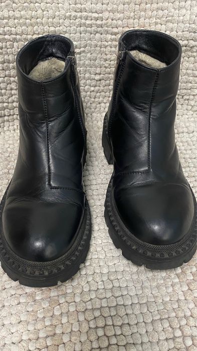 Шкіряні жіночі черевики