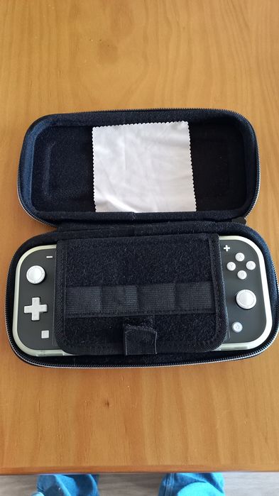 Nintendo Switch Lite + Jogos(32) e acessórios