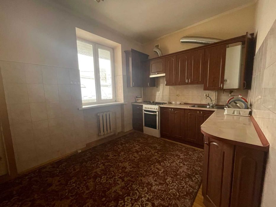 Продам 4-кім. квартиру, вул. Рубчака