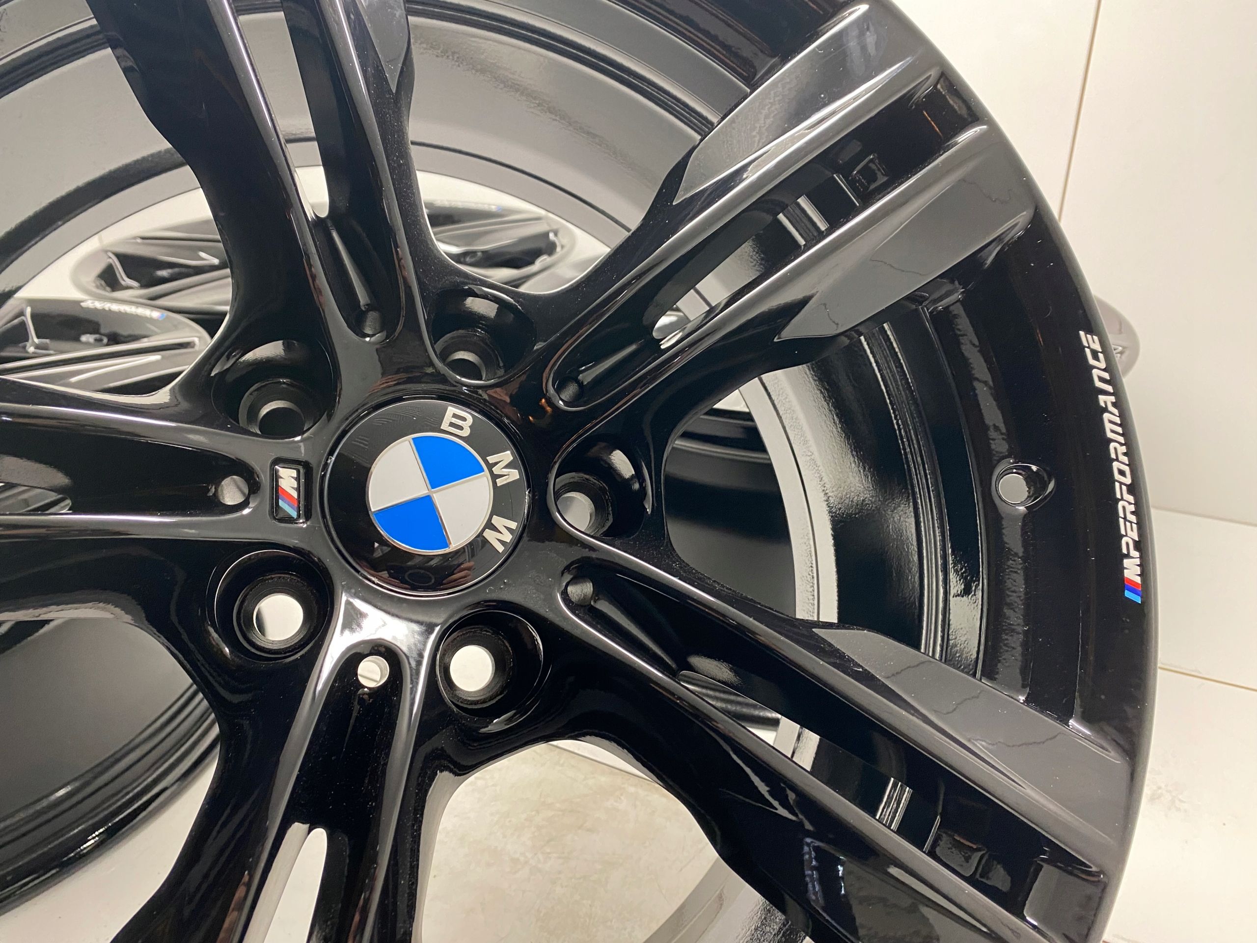 Felgi 19 BMW X5 X6 m Pakiet Performance F15 F16