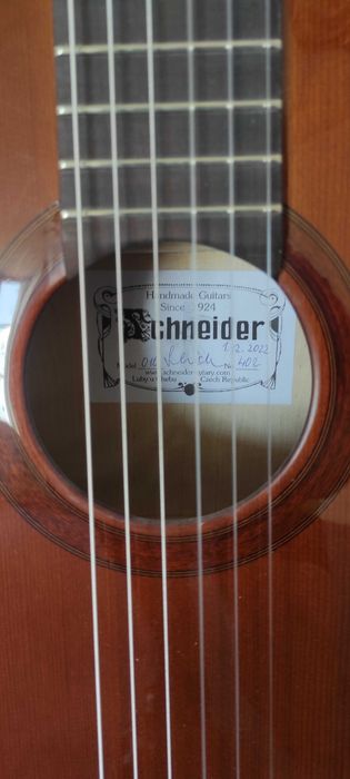 Jan Schneider , lutnicza gitara klasyczna 4/4 nowa, nie używana