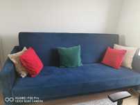Tapczanw kolorze chabrowym 210 x120