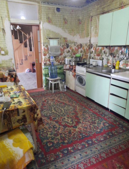 Продам двухэтажный дом с.Вороново Синельниковский район