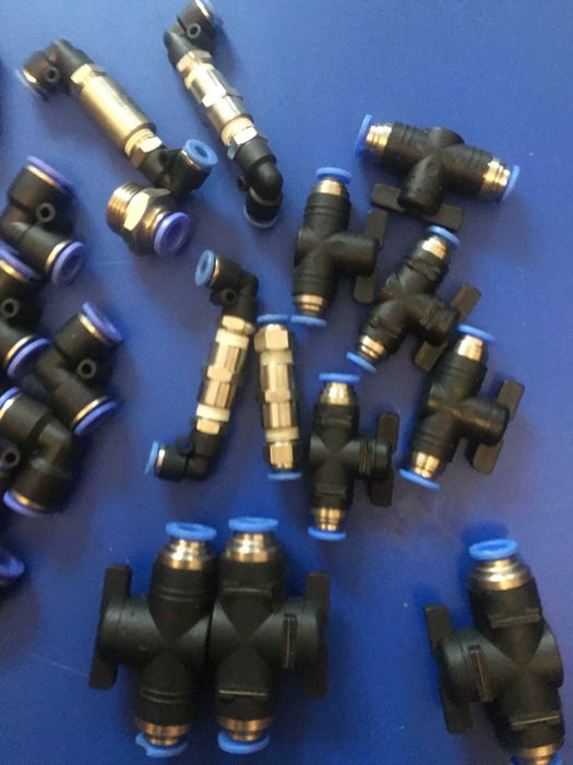 Złączki  sprężonego powietrza 85 szt.