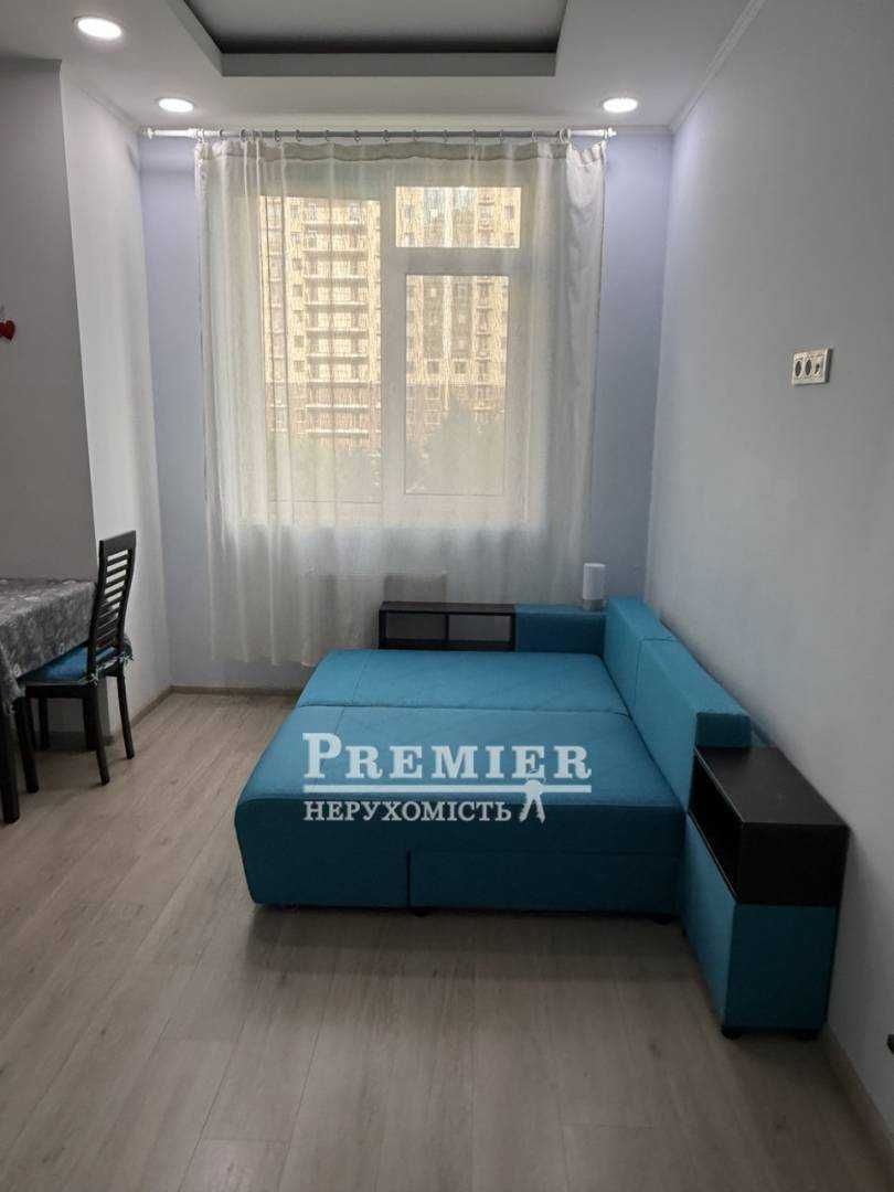 2-кімнатна квартира 46 кв.м Якісний ремонт. Меблі, техніка залишаються