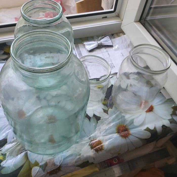 Банки 3хлитровые 1 литровые 05 л торгуюсь