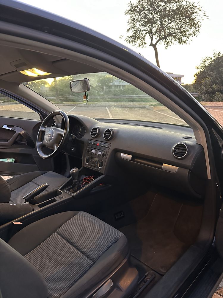 Audi A3 8P1 1.9 TDI (2003) – 105cv | 268.000 km | 5.800€