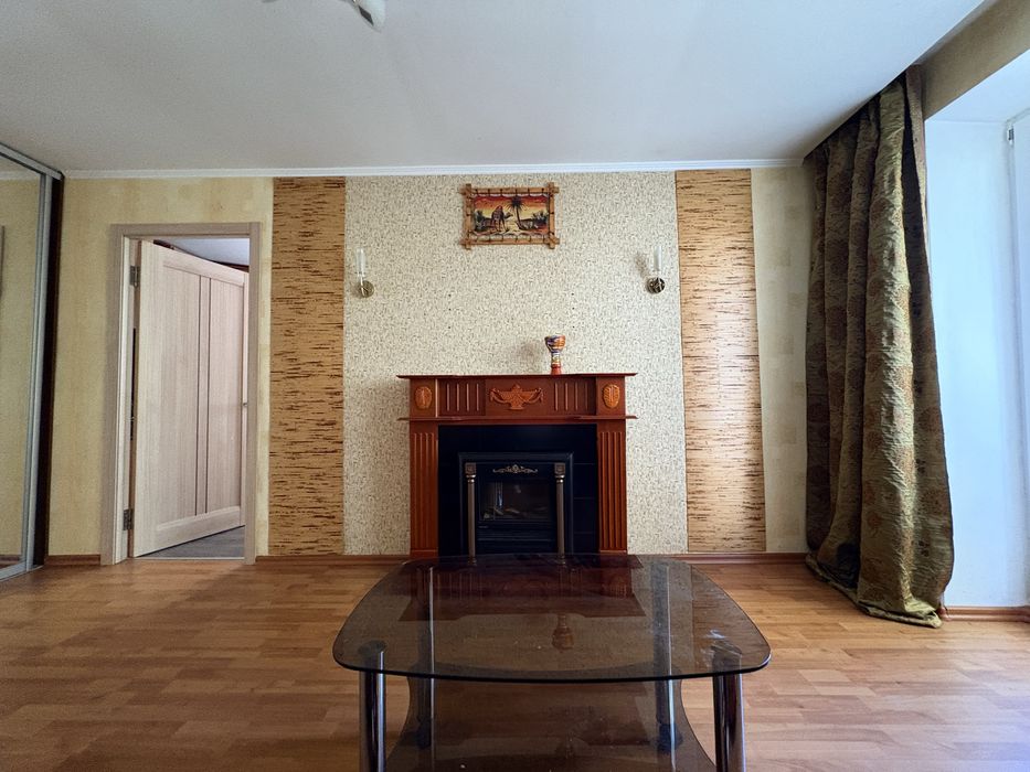 Продаж 2к квартира 45 м2 пр-т Наукі 39А м 23 Серпня