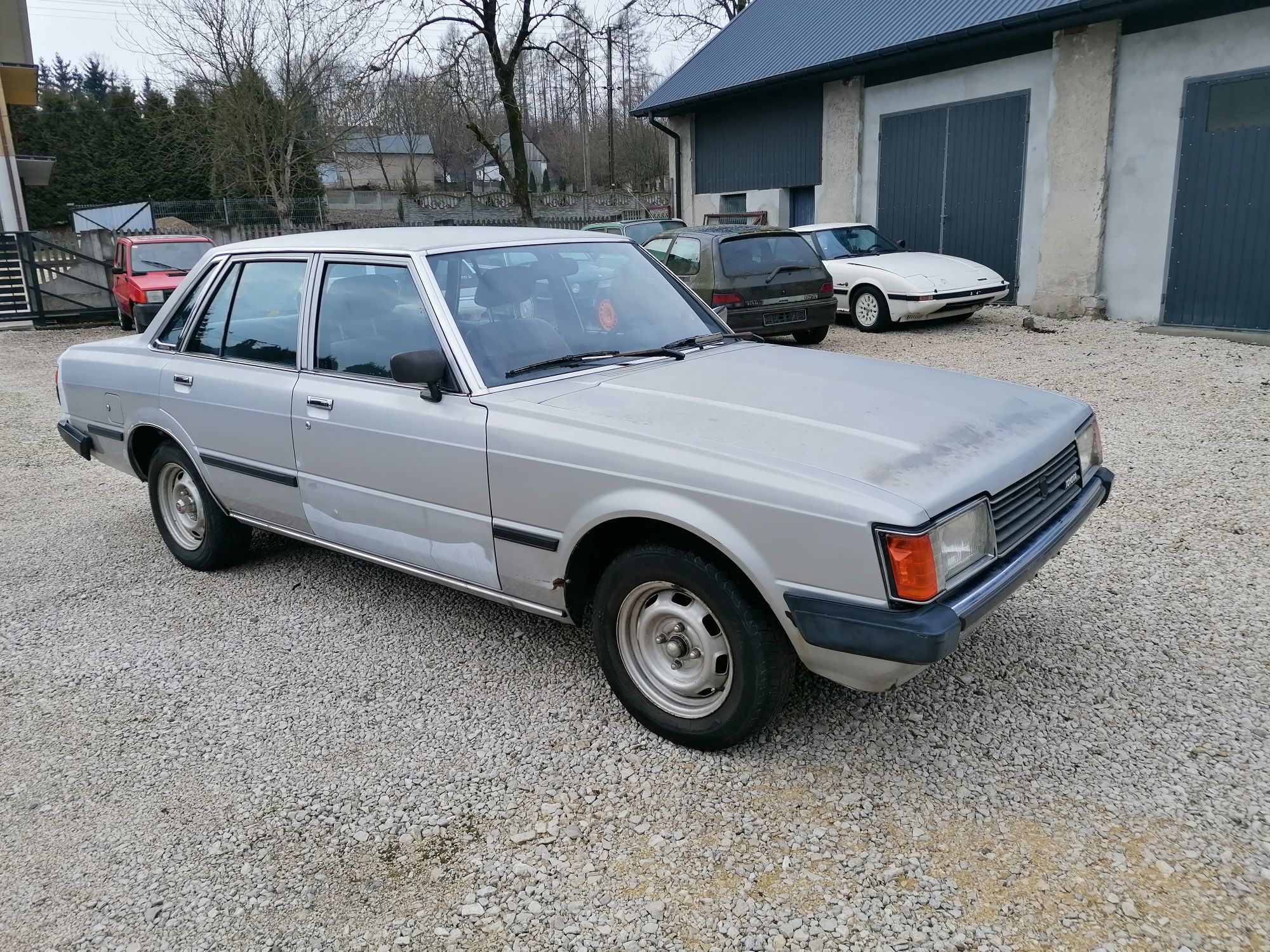 Toyota cresida sedan, klasyk