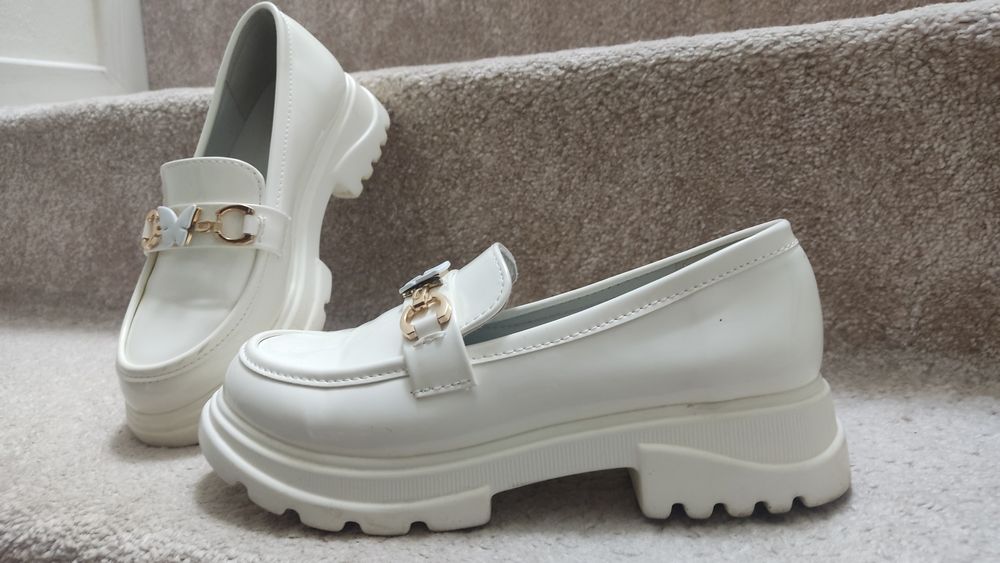 Półbuty eleganckie mokasyny loafersy dla dziewczynki 36 stan bardzo do