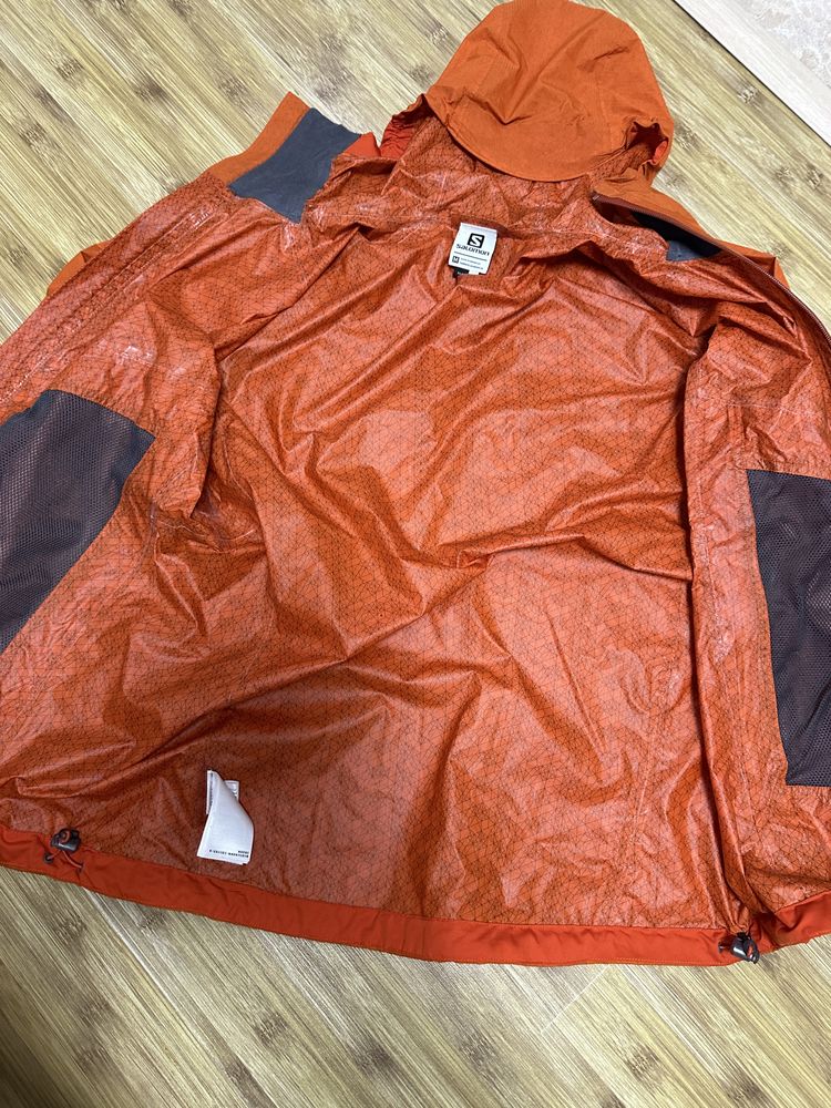 Куртка Salomon Clima Pro  M розмір!