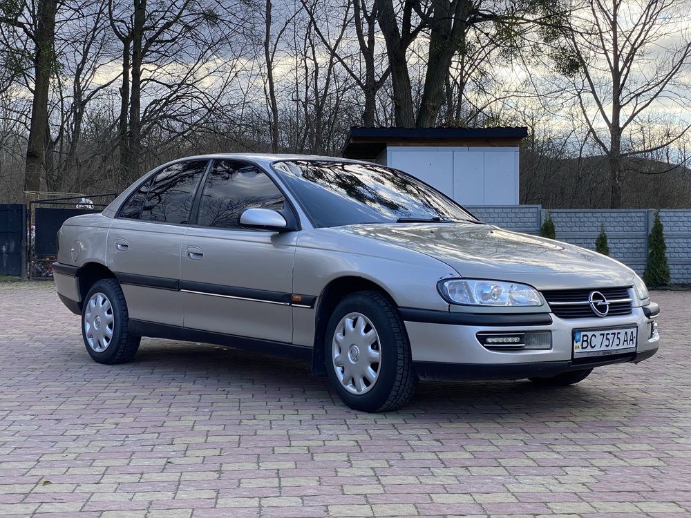 Opel Omega 2.5 (170к.с.)