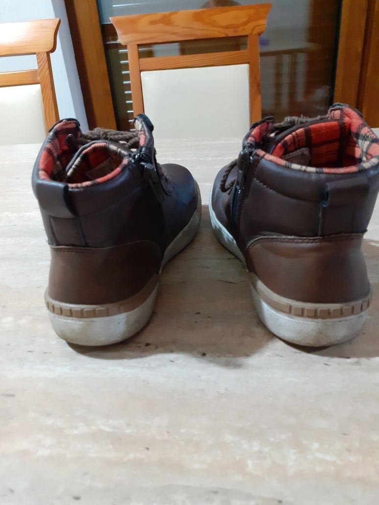 Buty chłopięce roz 36