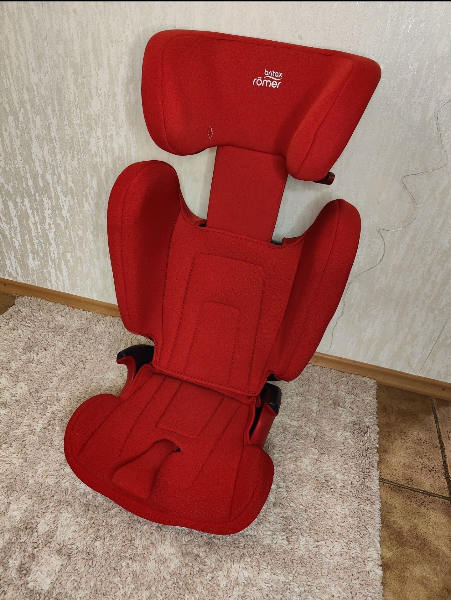 Автокрісло Britax Römer KIDFIX2 R в отличном состоянии 15-36кг.