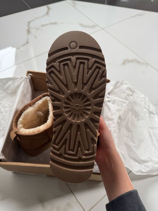 Ugg коричневі 38 розмір