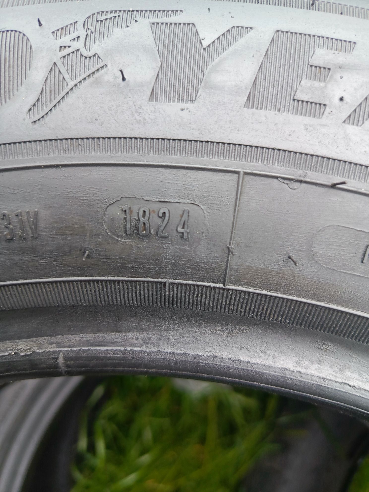 Sprzedam prawie nowe opony Goodyear 215/65 r16C