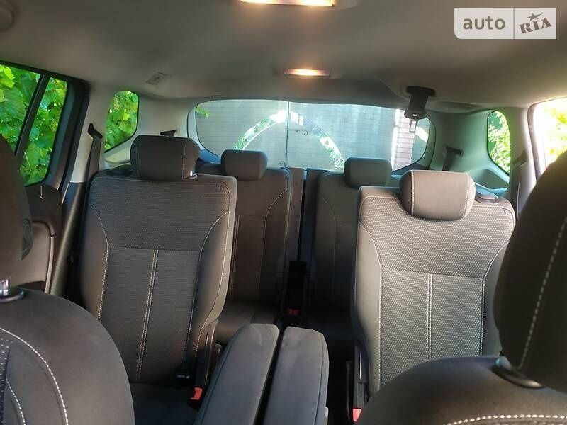 OPEL Zafira продам 2012 Дизель 2.0