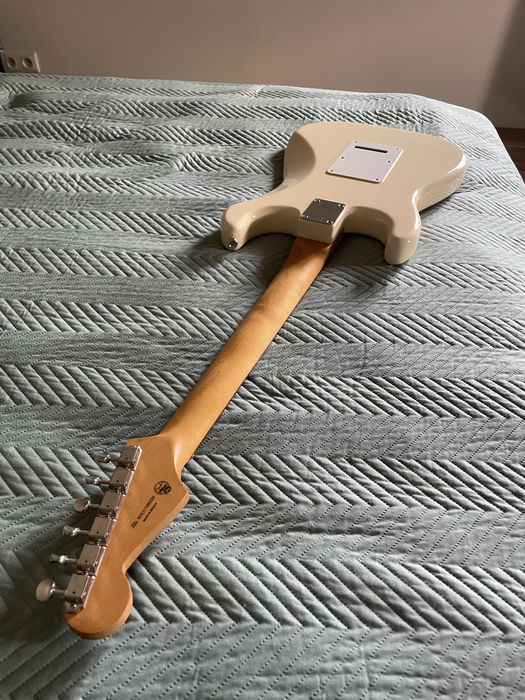Stratocaster Fender Vintera 60s Modified