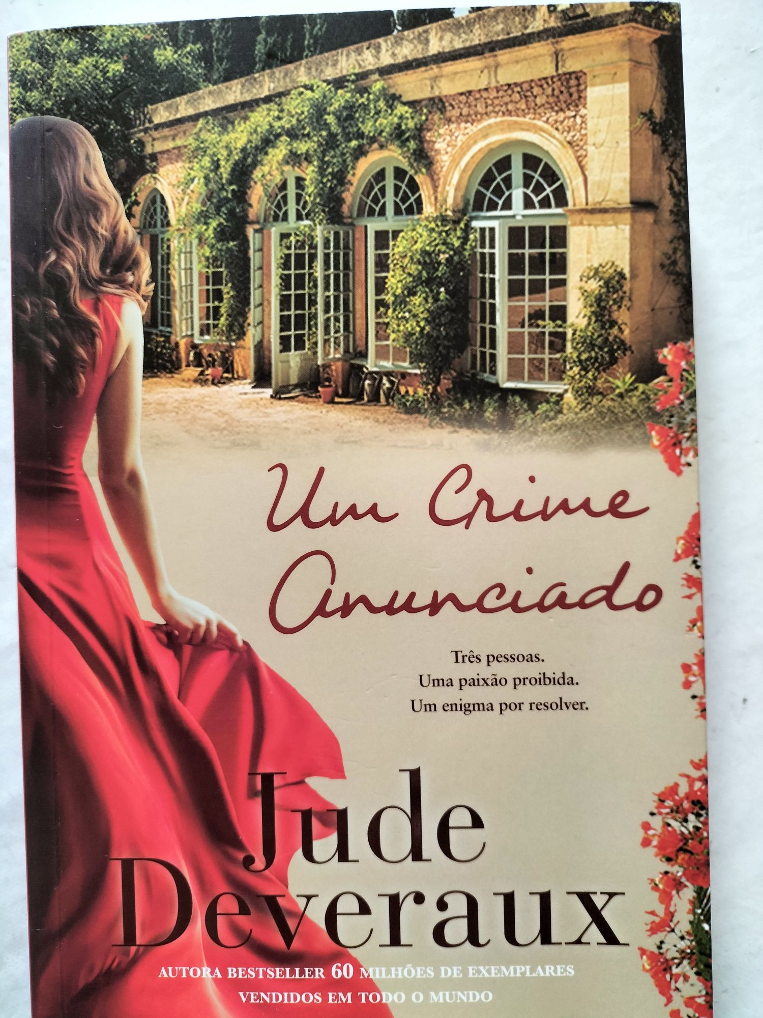 Livro Um Crime Anunciado