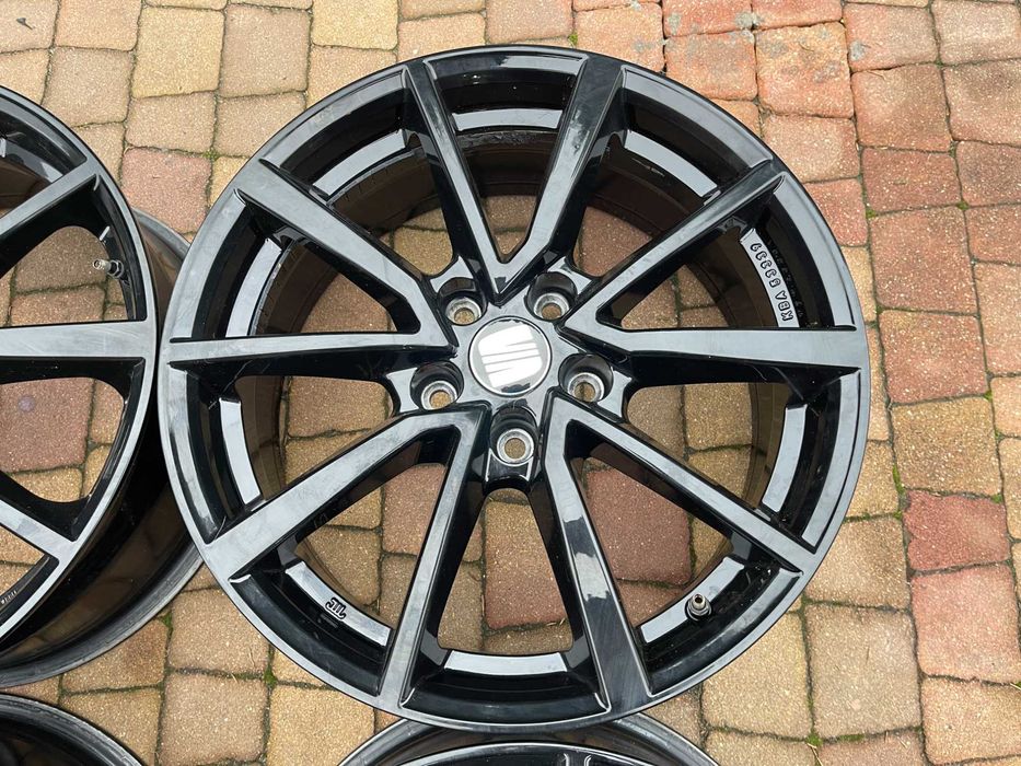3888. Alufelgi 17" Seat Tarraco Leon Exeo 7J ET40 5x112 czarne