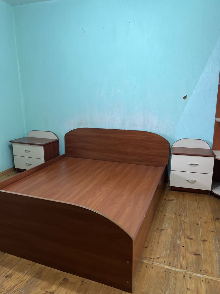 Продам меблі в спальню