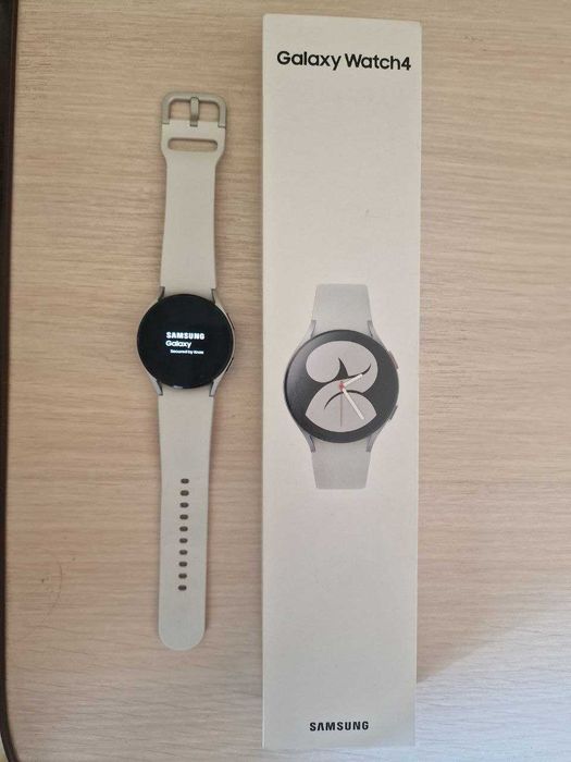 Продам  Samsung Galaxy Watch4 !
