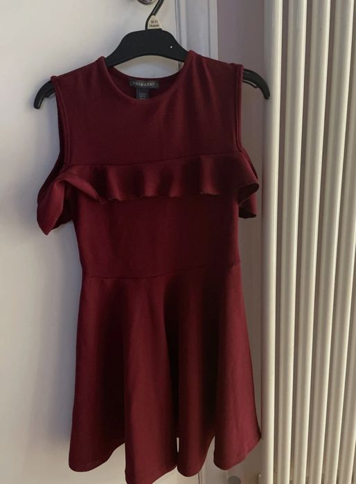 Бордова сукня з відкритими плечима для дівчинки з Primark, вік 12-13