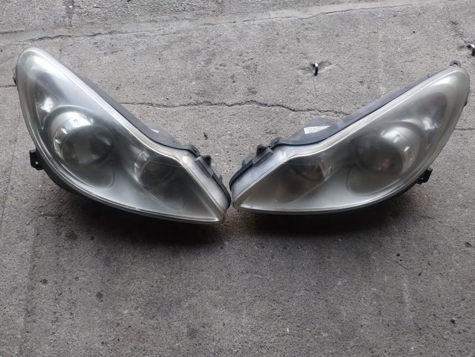 Opel Corsa D lampa przód