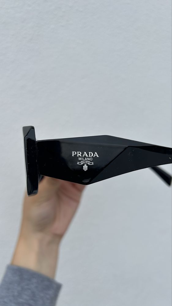 Óculos de Sol Prada Symbole com Caixa e Fatura