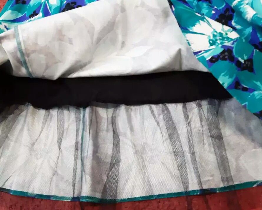 Неймовірно красивий сарафан, плаття