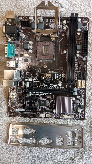 Материнська плата Gigabyte GA-H81M-D2V (s1150, Intel H81)