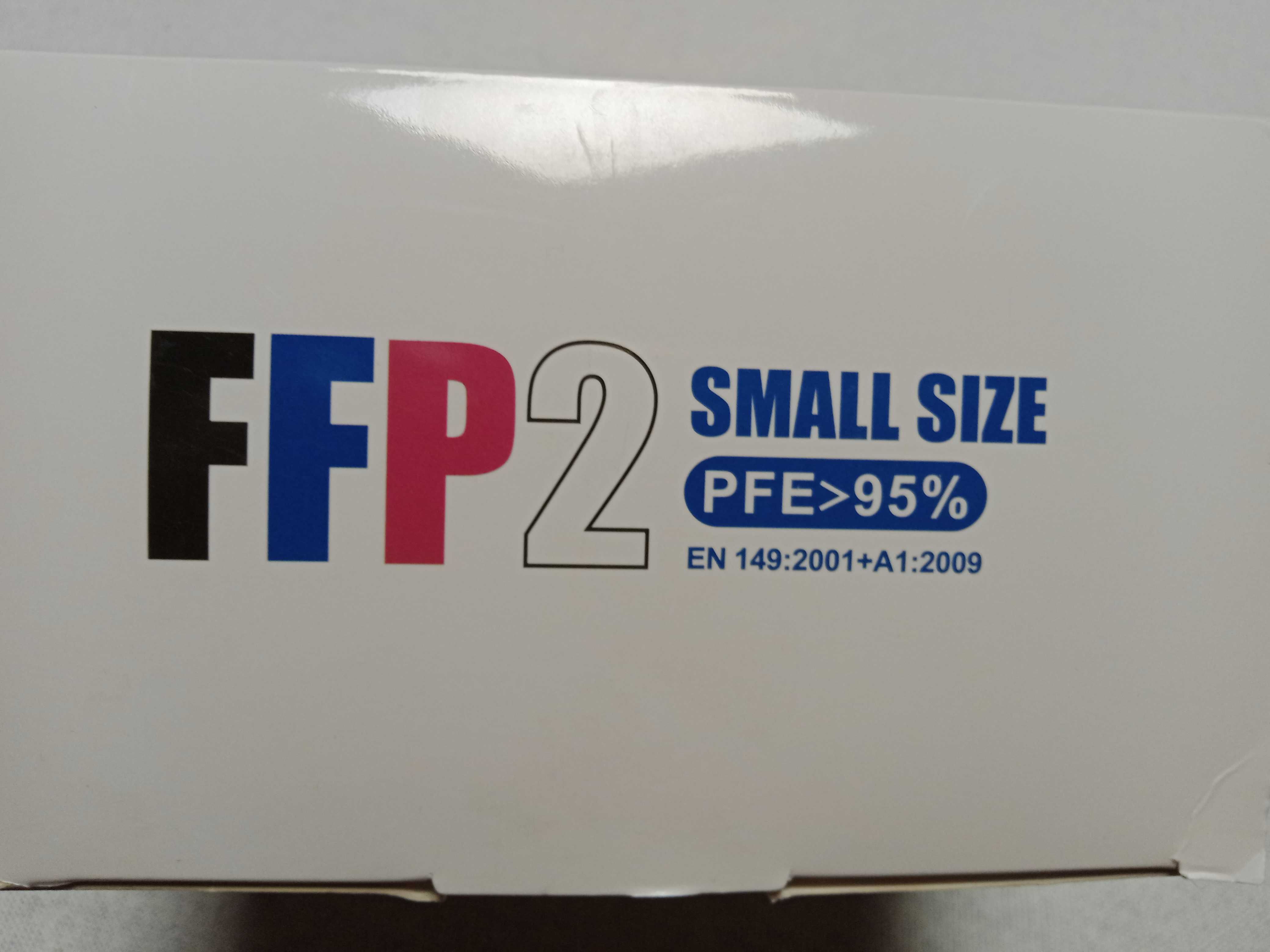 Maseczki ffp2 rozmiar S, nowe. Pfe 95% w opakowaniu 20 sztuk.