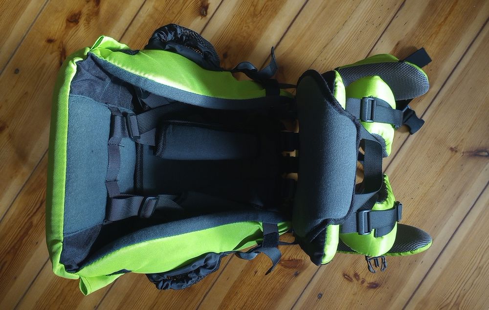 Lekkie Nosidełko Turystyczne Fillikid – Daszek, Folia, Stan BDB!