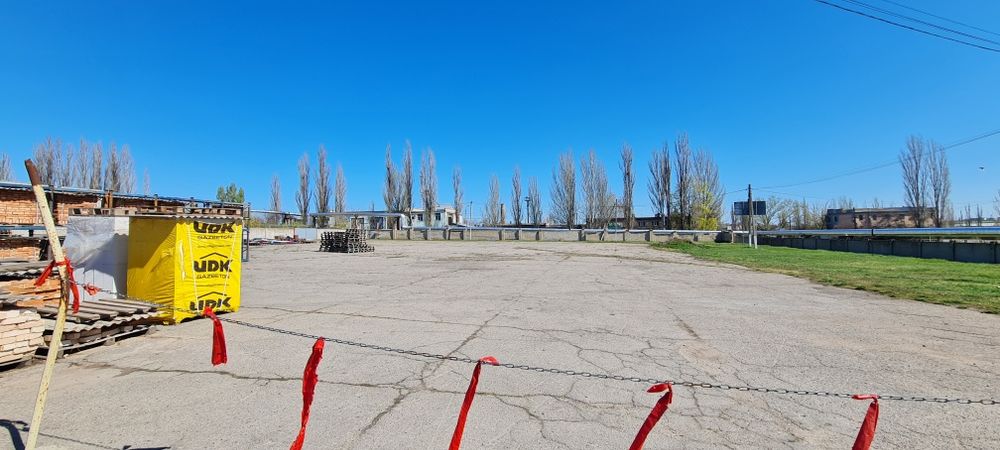 Аренда асфальтированного участка на Новозаводской 3000м 20грн