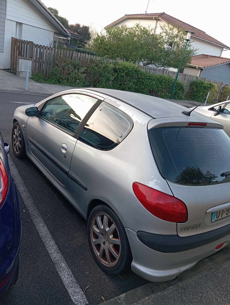 Peugeot 206 1.6 gti