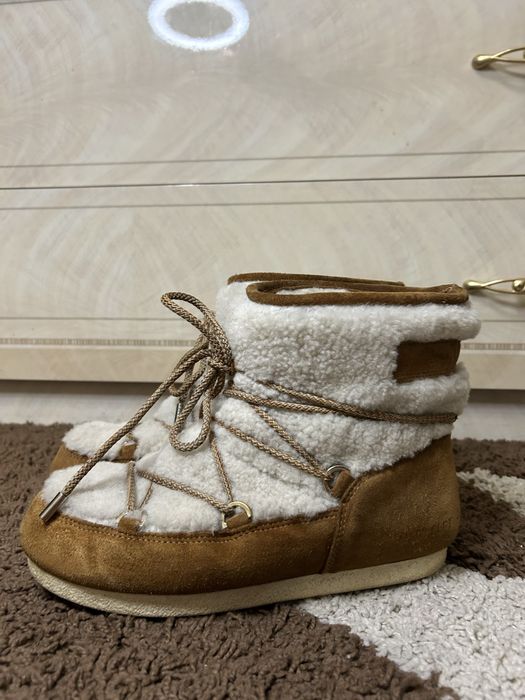 Жіночі  замшеві ботинки moon boot 38
