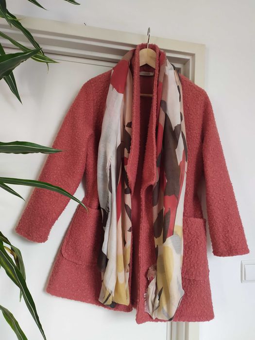 Conjunto casaco feminino tam. L/XL e lenço/echarpe da marca VilaNova.