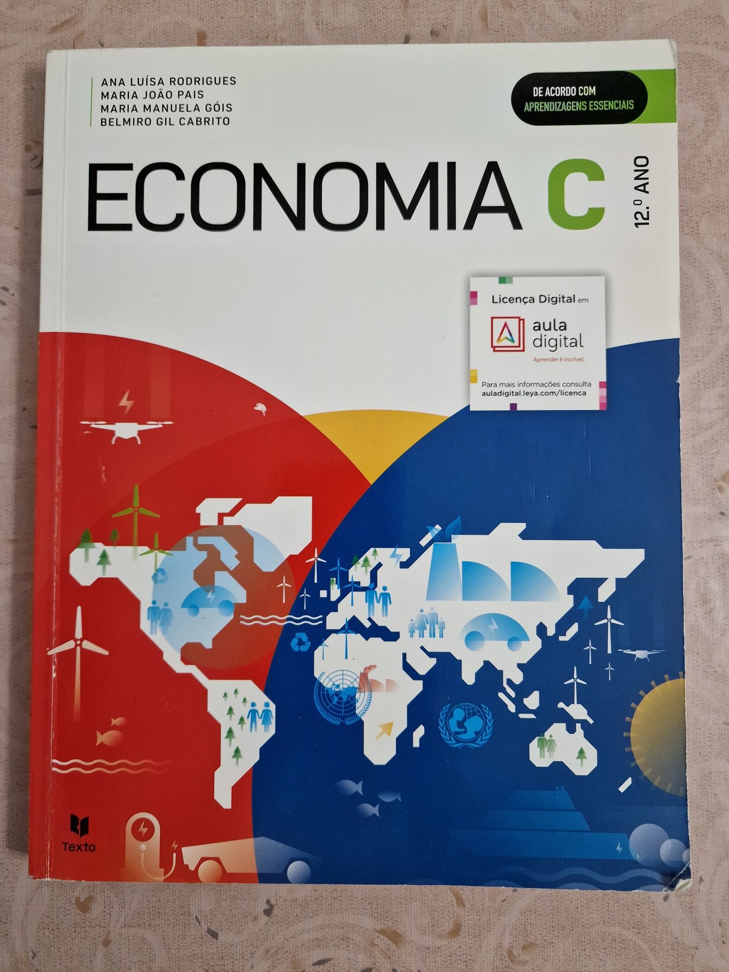 Livro 12° Ano Economia C da Texto Editora
