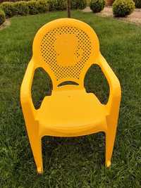 Krzesełko plastikowe dla dziecka
