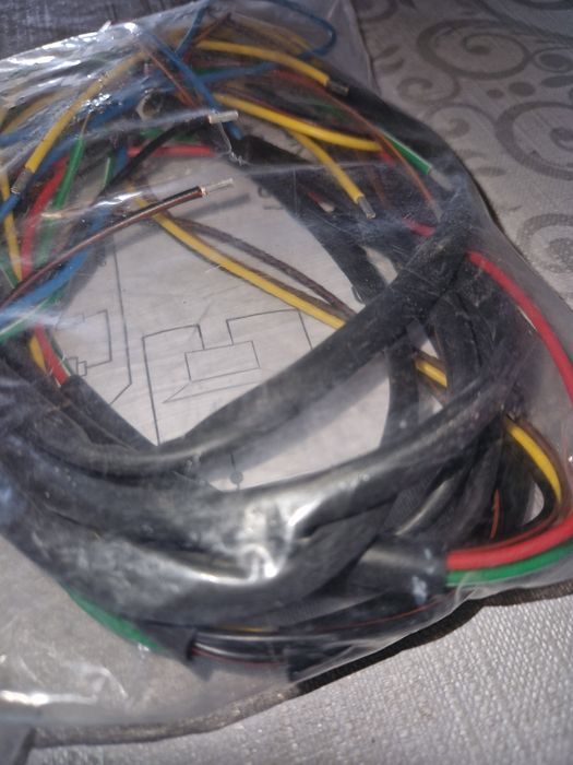 Nowa kpl wiązka instalacja elektryczna+schemat wsk b1 dwuramowka pl