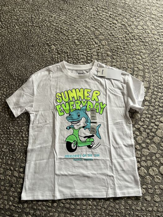 nowa koszulka t-shirt dla chlopca 140 sinsay