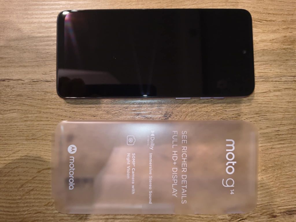 Nowa, blado różowa Motorola g14, 4/128 GB