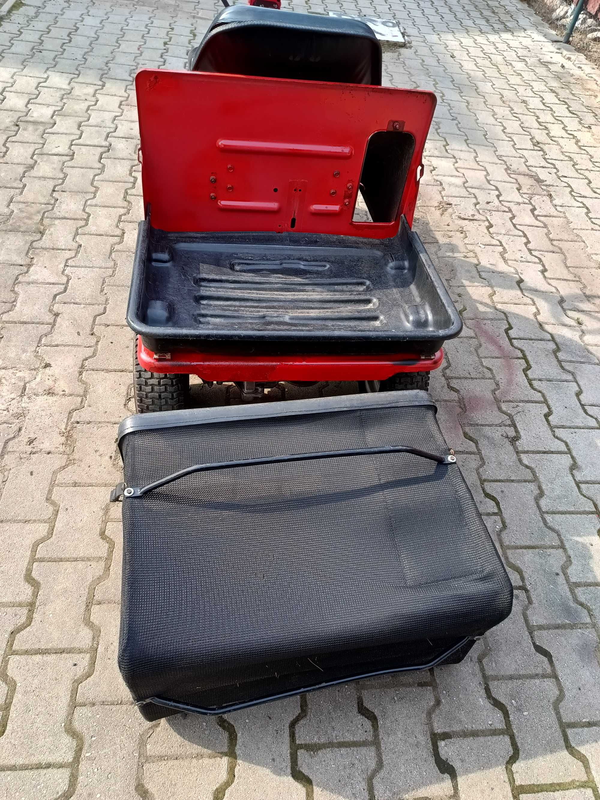 Traktorek kosiarka MTD PINTO z silnikiem briggs z koszem