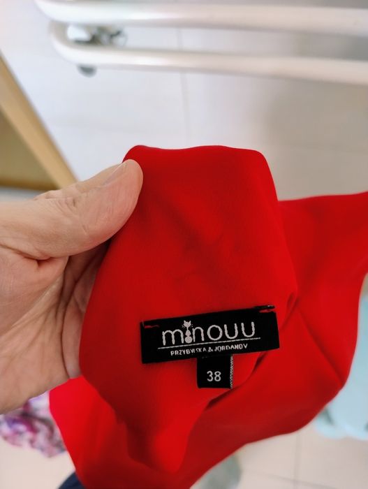 Sukienka na wesele. Minouu