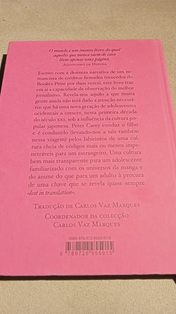 Livro " o Japão é um lugar estranho