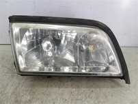Reflektor lampa przód prawa Mercedes C-klasa W202 PRZED LIFT 1993-1997