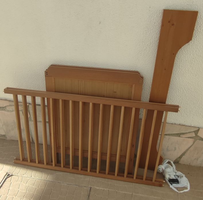 Berço / Cama de bebé / criança