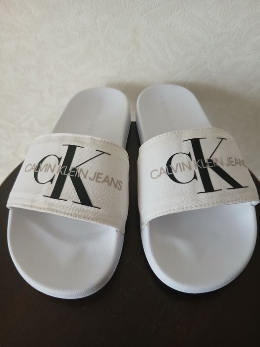 Шльопанці, сланці жіночі, Calvin Klein, розмір 36.